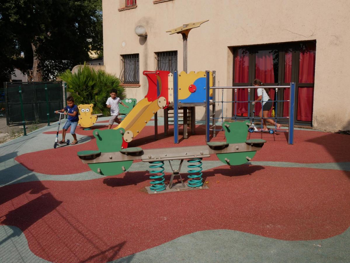 Ulvf Les Residences Du Colombier Fréjus Exterior foto